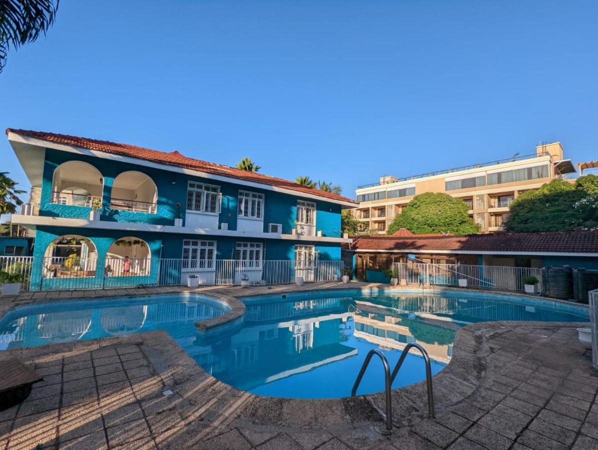 Gallivanters Hostel ダル・エス・サラーム エクステリア 写真