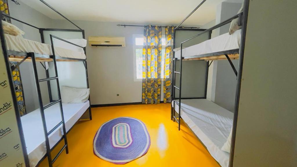 Gallivanters Hostel ダル・エス・サラーム エクステリア 写真