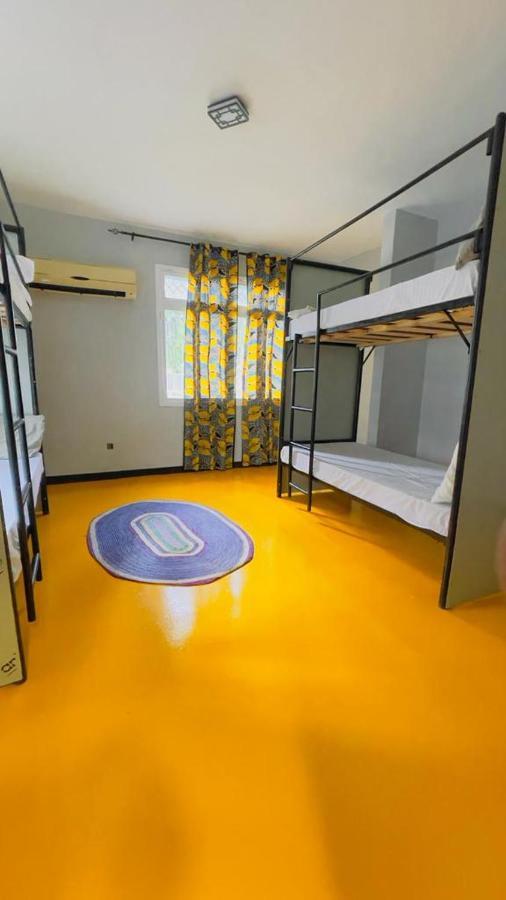 Gallivanters Hostel ダル・エス・サラーム エクステリア 写真