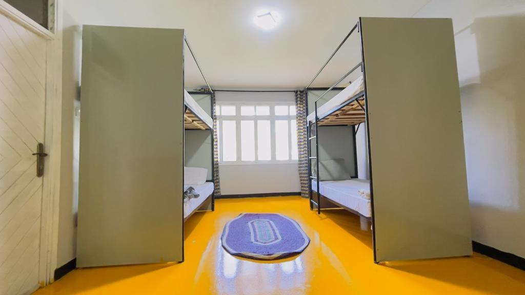 Gallivanters Hostel ダル・エス・サラーム エクステリア 写真