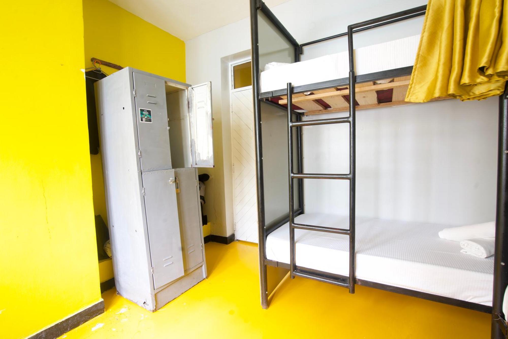 Gallivanters Hostel ダル・エス・サラーム エクステリア 写真